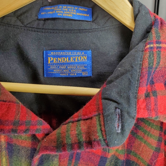 Pendleton flannel - Picture 3 of 3